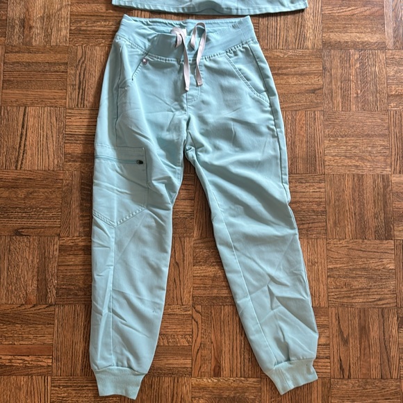 Figs set - Picture 2 of 2